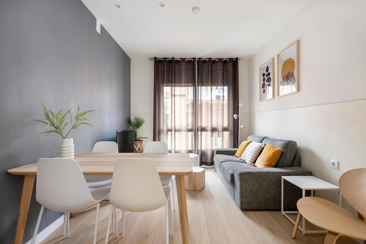 Apartments Sata Sagrada Familia Area Barcelona 0*,